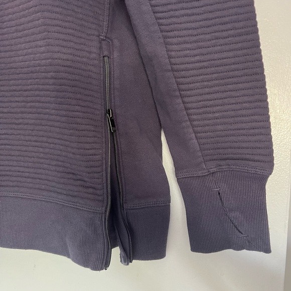 Women’s all in motion purple athletic pullover. Size M. - Picture 2 of 5